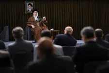 جمعی از معلمان سراسر کشور با رهبر انقلاب دیدار می‌کنند