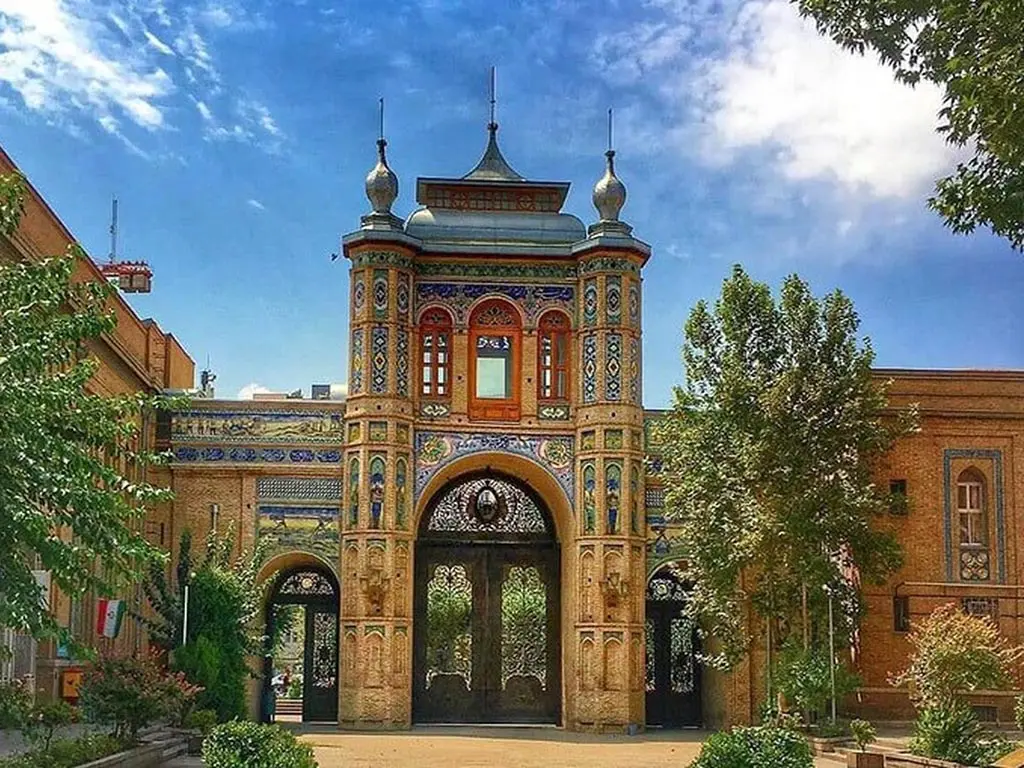 پلاک طهرون | سنگلج؛ محلهای کهن درقلب تهران پلاک طهرون | سنگلج؛ محلهای کهن درقلب تهران