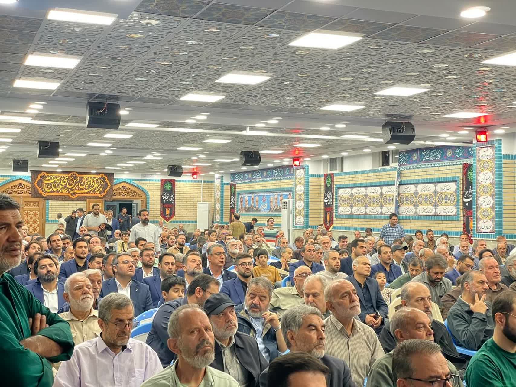 شهید همدانی الگوی تمامعیارِ و فرماندهیِ مقتدر بود شهید همدانی الگوی تمامعیارِ و فرماندهیِ مقتدر بود