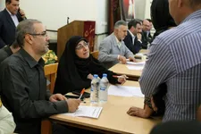 هم‌افزایی مسئولان و شهروندان در میز خدمت