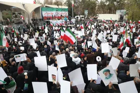 ابراز تنفر و انزجار شهروندان تهرانی از تروریست‌های مسلح