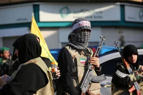 بیعت دخترانه با رهبرانقلاب
