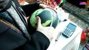 خرید یلدایی در بازار گل شهید محلاتی