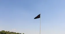 اهتزاز بزرگترین پرچم عزای حسینی درتهران