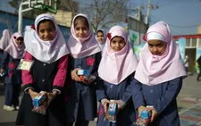 توزیع شیر رایگان بین ۵۴۰ هزار دانش‌آموز تهرانی