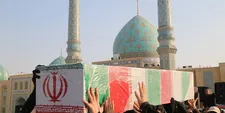 خاکسپاری پیکر ۵ شهید گمنام در مسجد جمکران