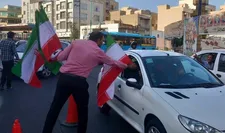جلوه عزت ملی بر چهره معابر منطقه ۱۰