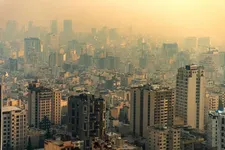 بررسی تفاوت آلودگی تهران با داده‌های خارجی