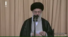 لبیک به امام امت در جمعه نصر