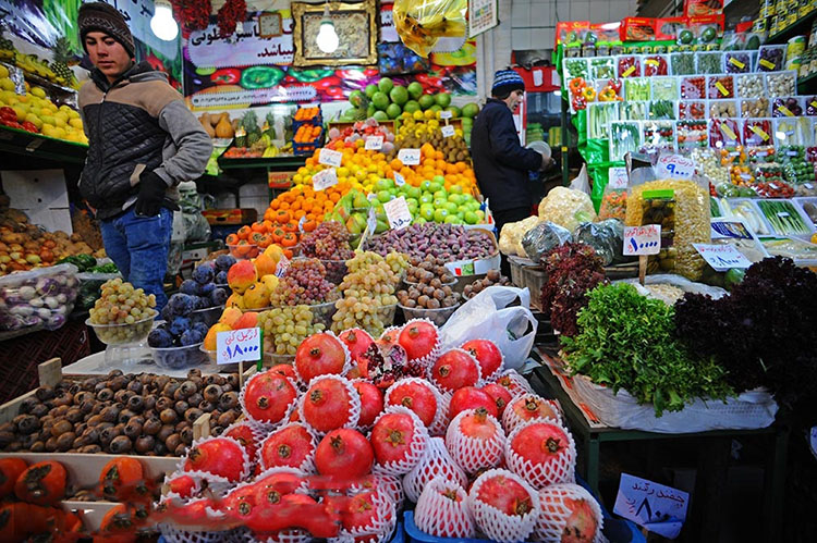 خرید شب یلدا در بازار تجریش ۲۱